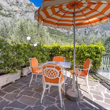 Hotel Villa Margherita Limone sul Garda Exterior photo